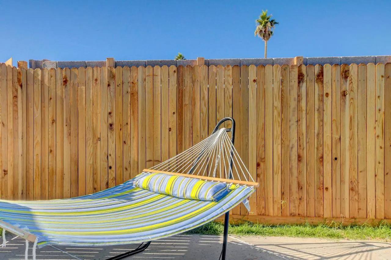 Lady Luck Oasis Large Pool Central Dogs Welcome Las Vegas 0*,  USA